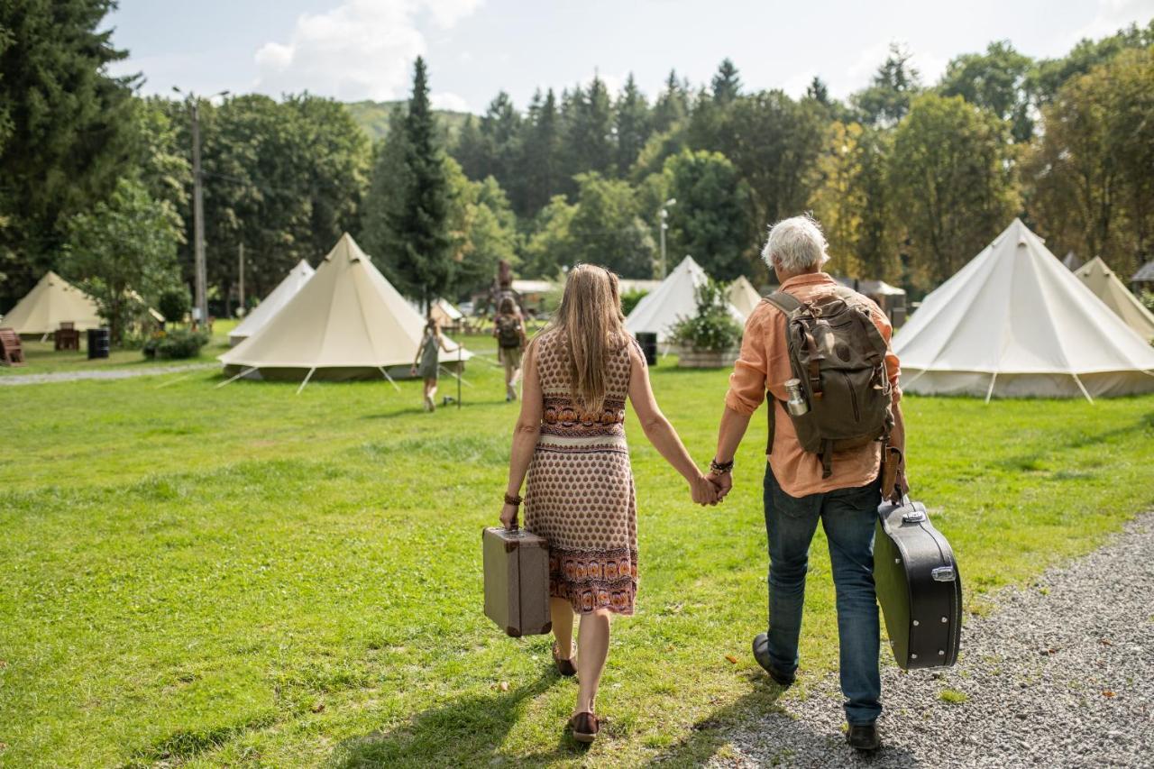 Cocoon Village - Glamping - Domaine Des Grottes De Han Rochefort Exterior foto